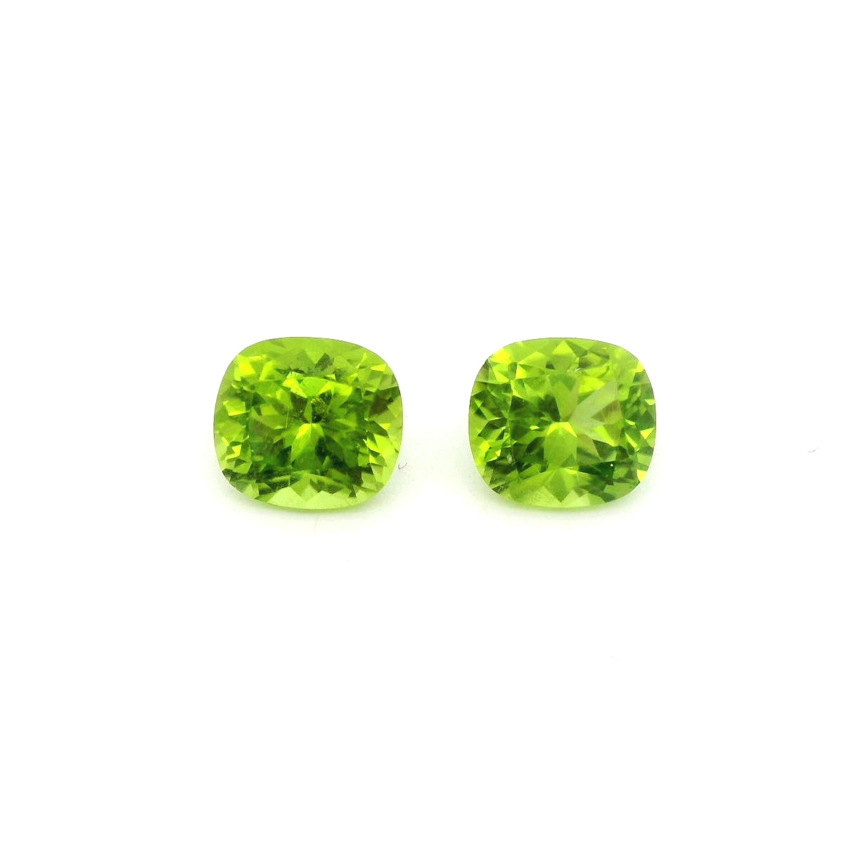 Pakistani Peridot Cushion Matched Pair 4.98ct (N) 8.45x7.6mm 150pct