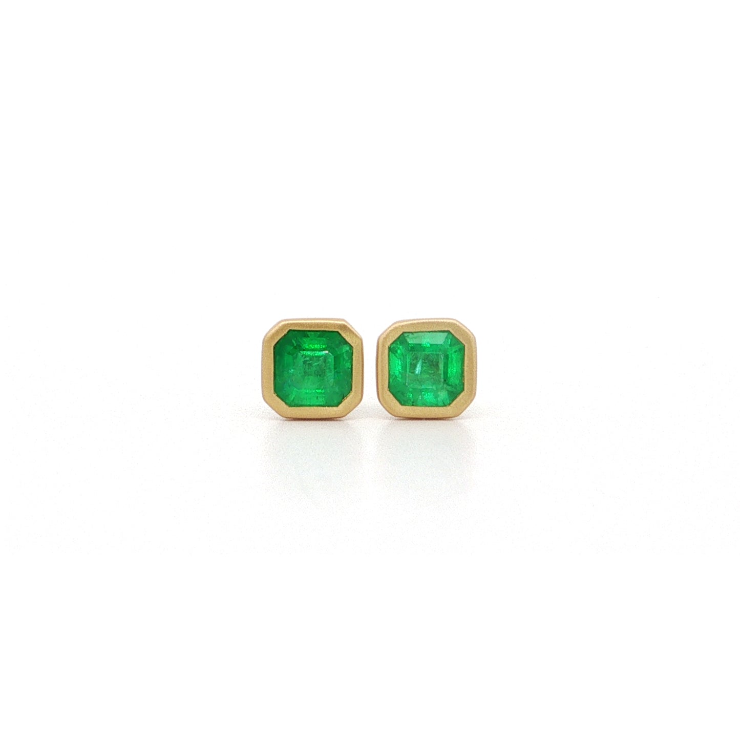 Emerald Emerald Cut Bezel Earring 0.92ct 18K Yellow Gold