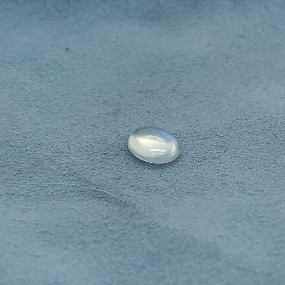 MOON OV (N)
2.06CT
10X8MM
KC9100