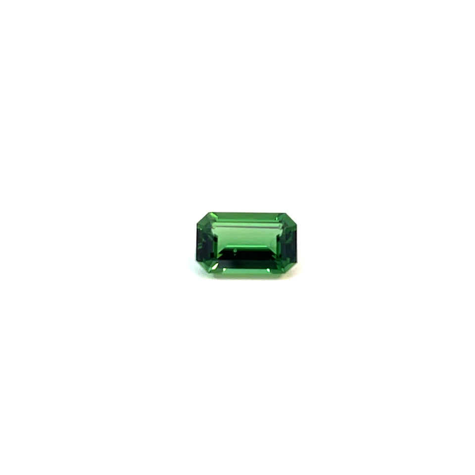 CHROME TM EC (N)
1.07CT
7.9X4.8MM
KC9400