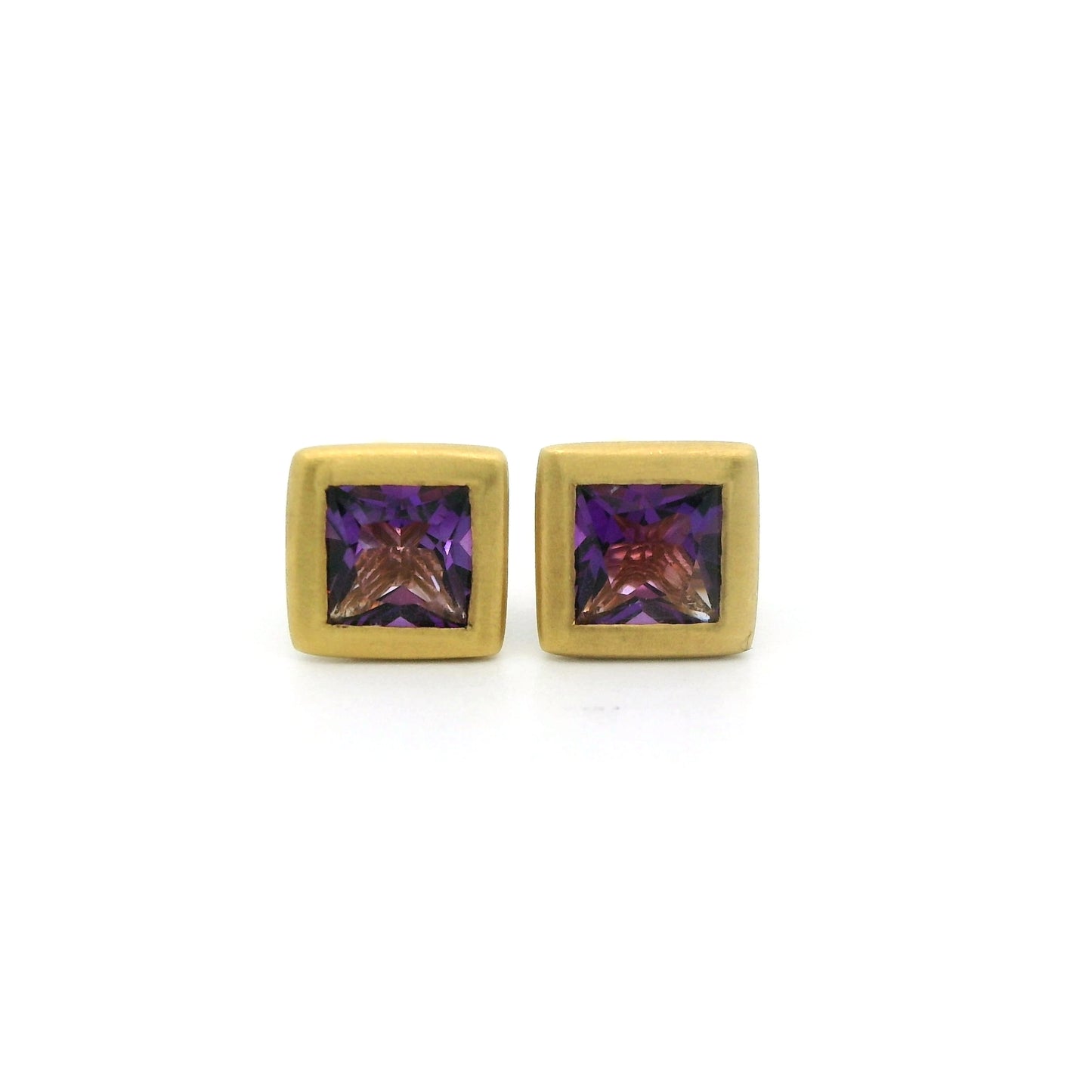 Amethyst Princess Cut Bezel Earring 0.80ct 18K Yellow Gold