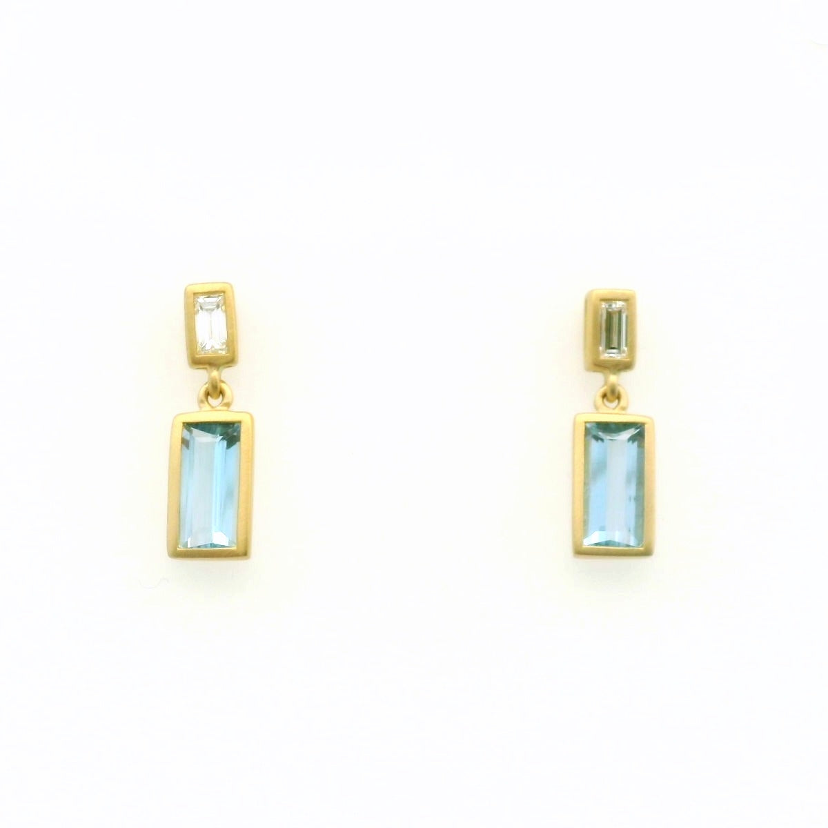 AQ BG BD ER 1.14/.21CT 18KY KC91190