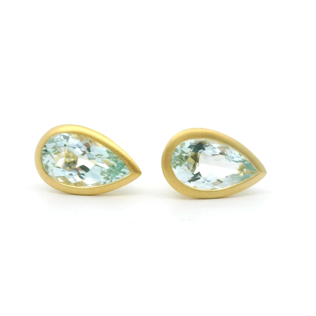 Aquamarine Pear Shape Bezel Earring 2.48ct 18K Yellow Gold
