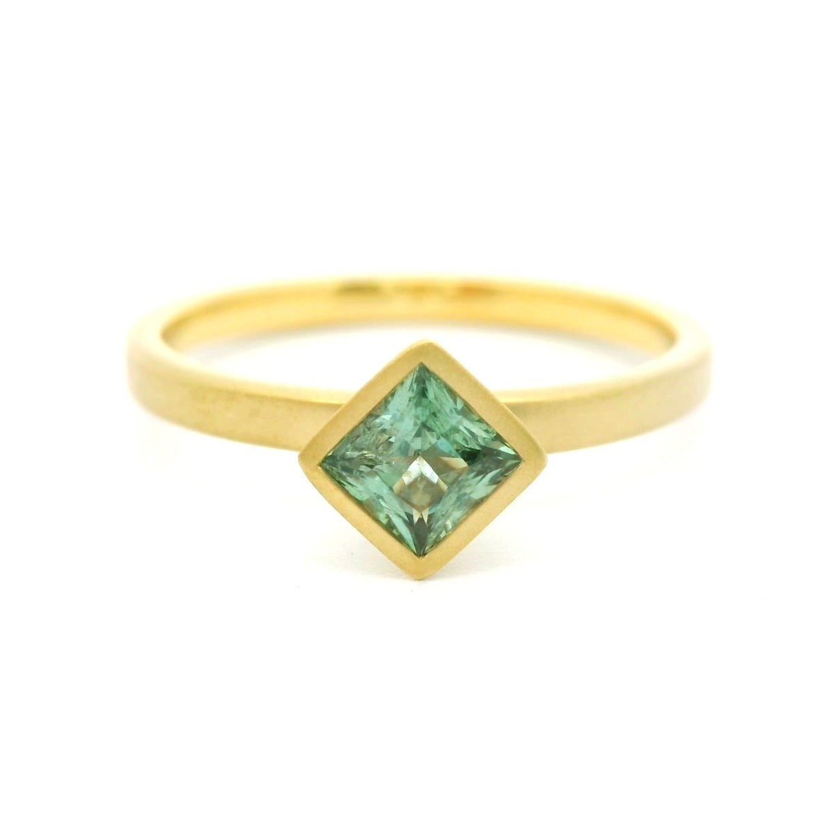 Alexandrite Princess Cut Yumdrop Ring 0.36ct 18K Yellow Gold Size 6.5
