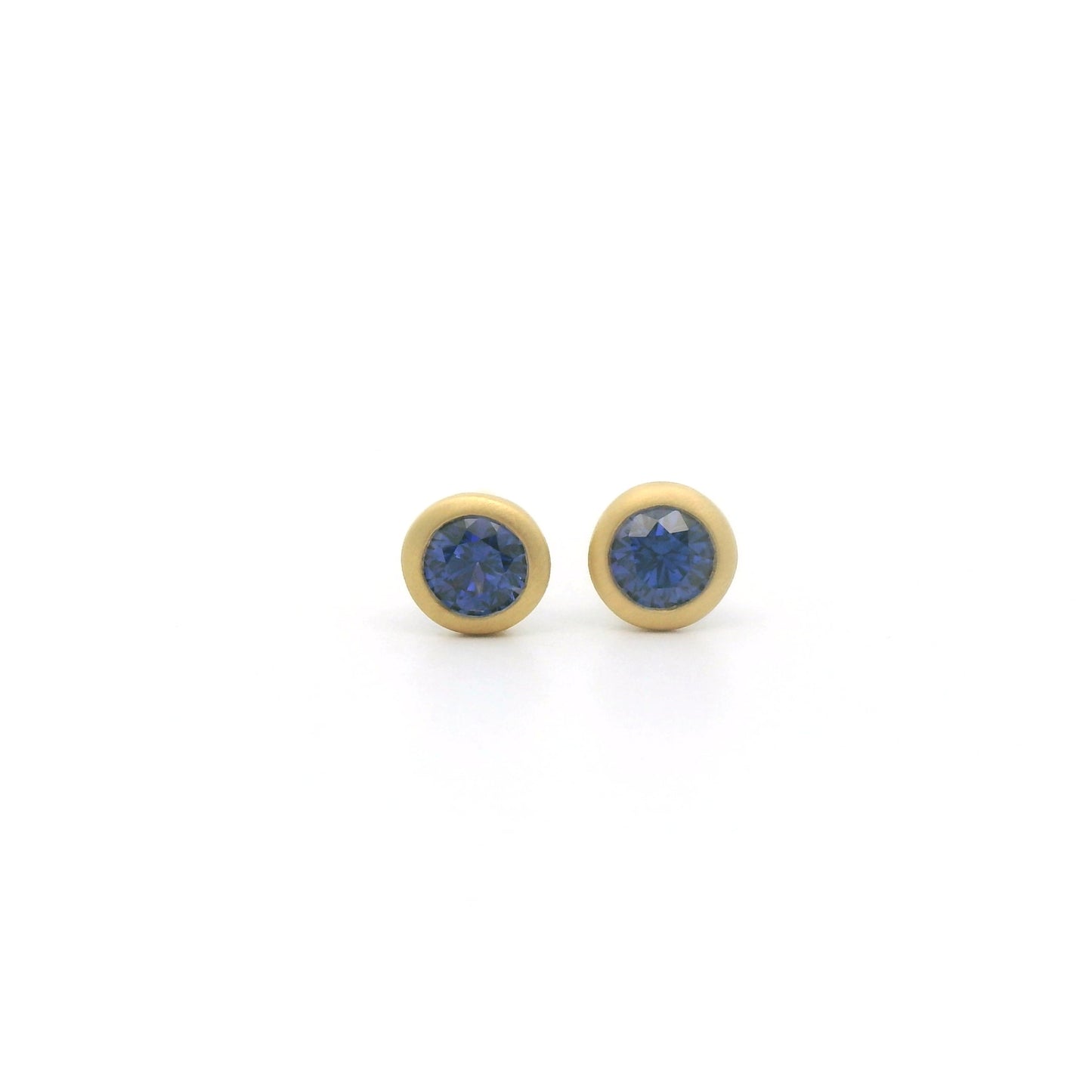Blue Sapphire Round Bezel Earring 0.42ct 18K Yellow Gold