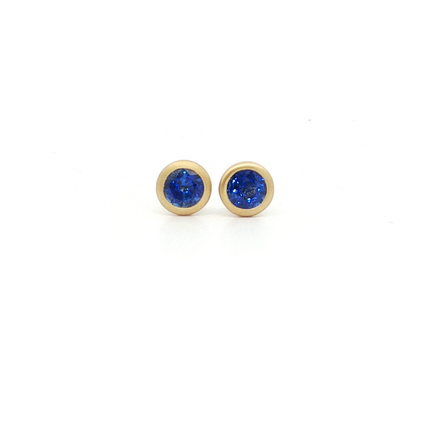 Blue Sapphire Round Bezel Earring 0.82ct 18K Yellow Gold