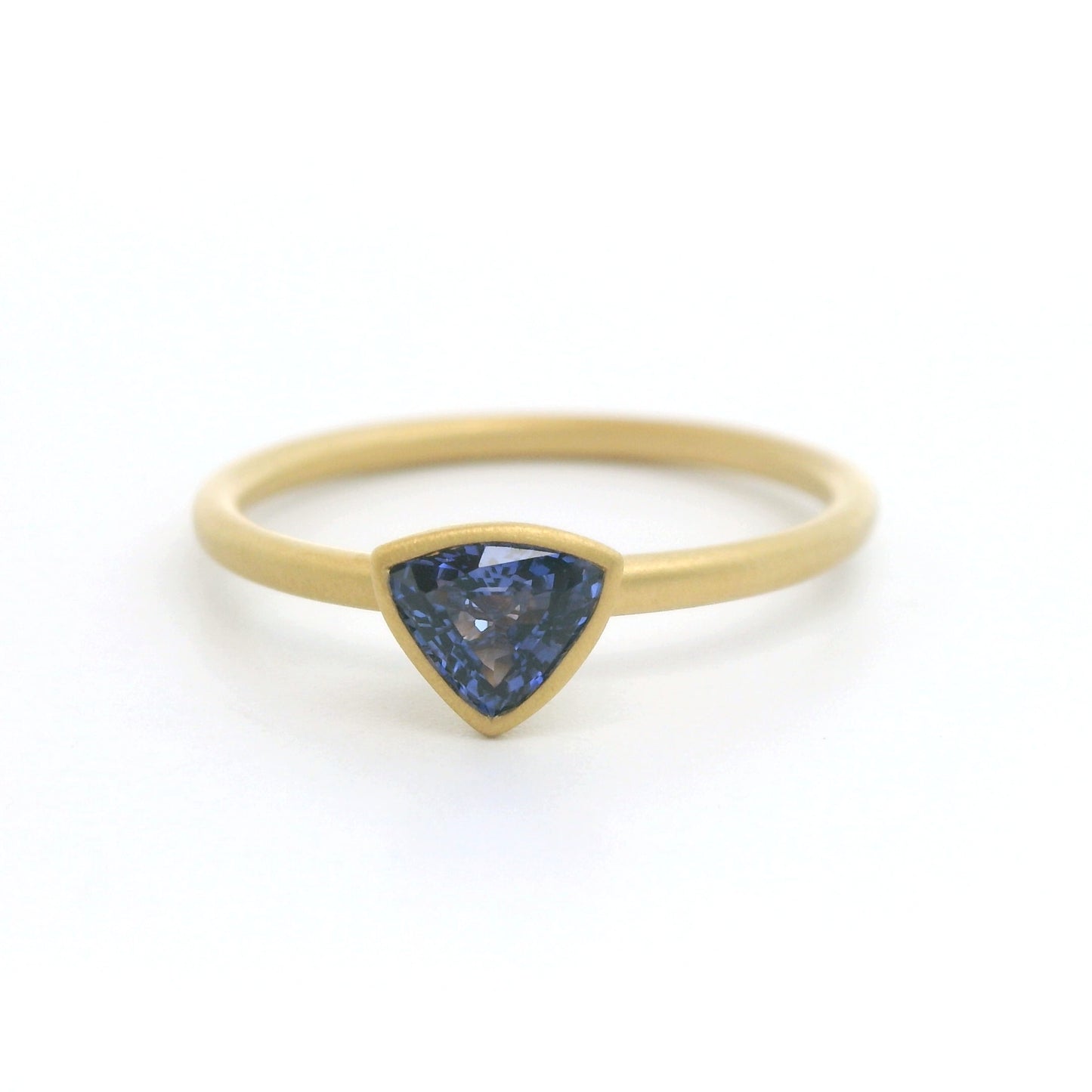 Blue Sapphire Trillion Yumdrop Ring 0.50ct 18K Yellow Gold Size 7