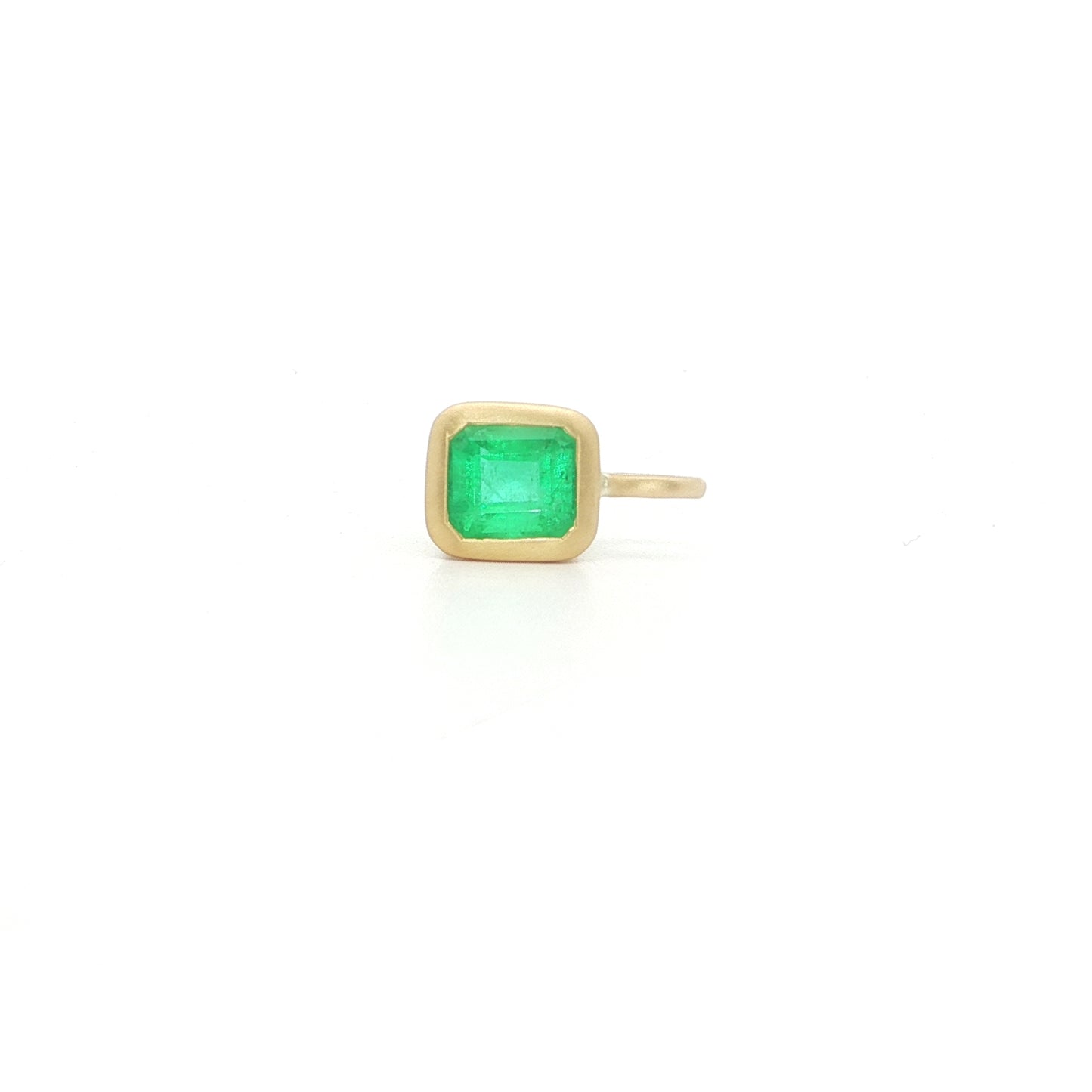 Emerald Cut Bezel Pendant 0.75ct 18K Yellow Gold