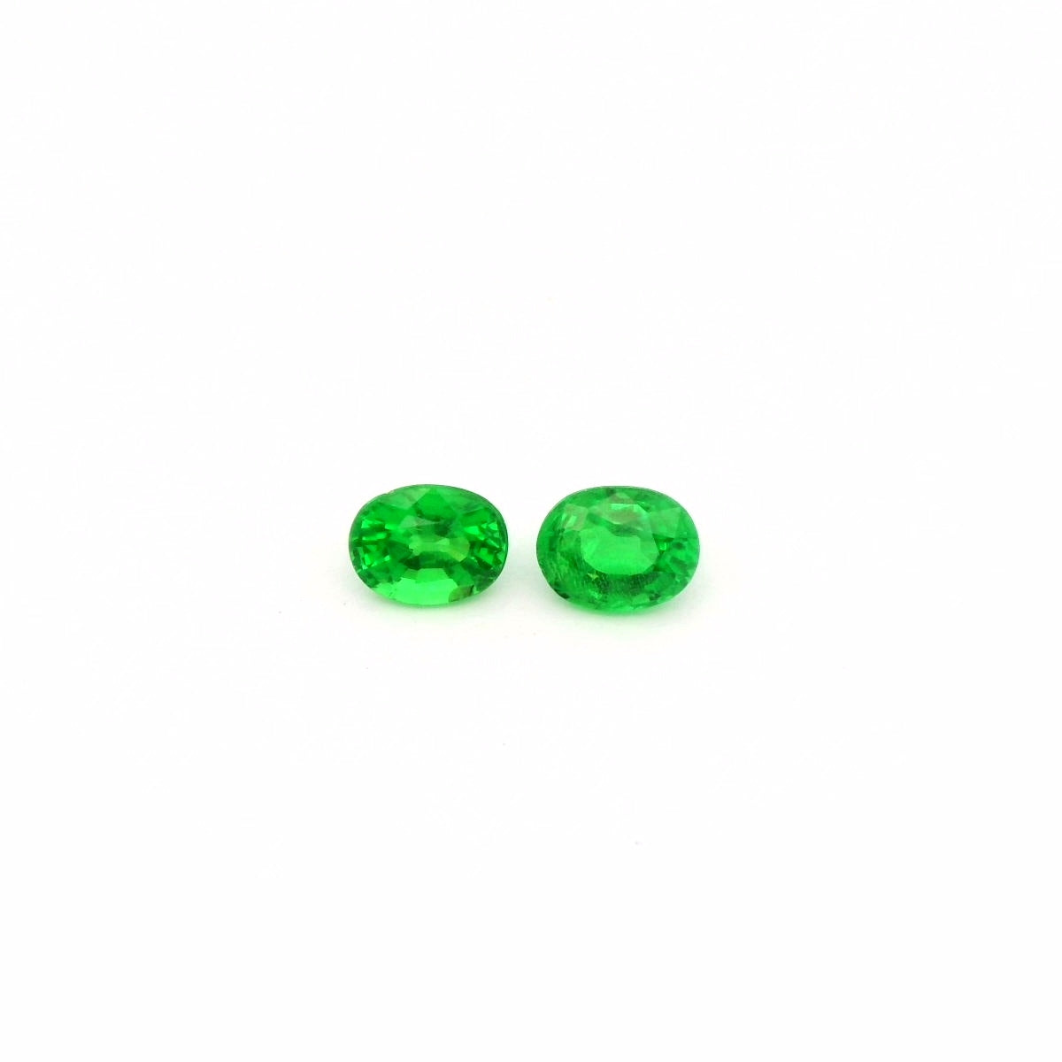 Tsavorite Garnet Oval Matched Pair 1.29ct (N) 5.5x4.4mm 750pct