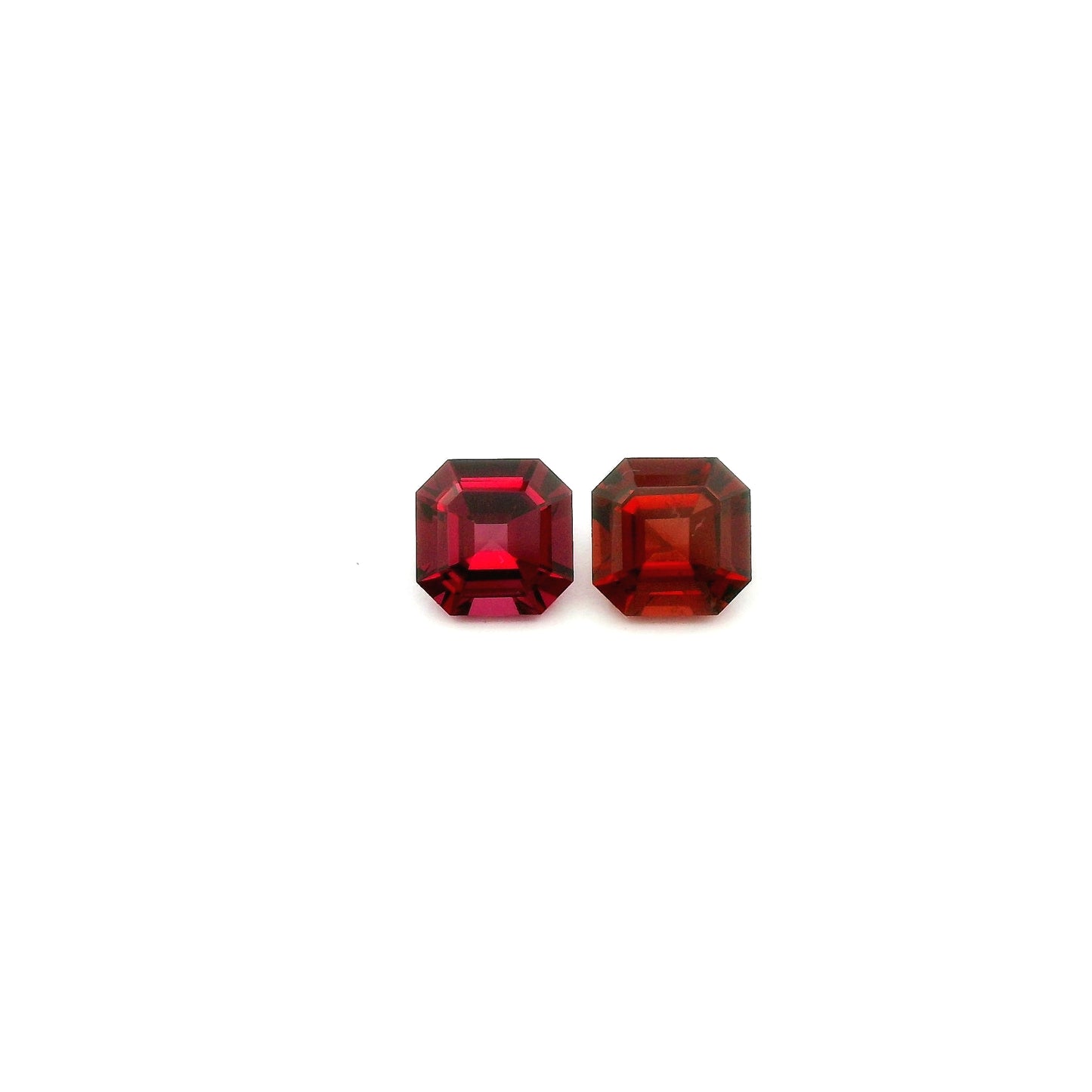 Malaya Garnet Emerald Cut Matched Pair 1.04ct (N) 4.5mm 75pct