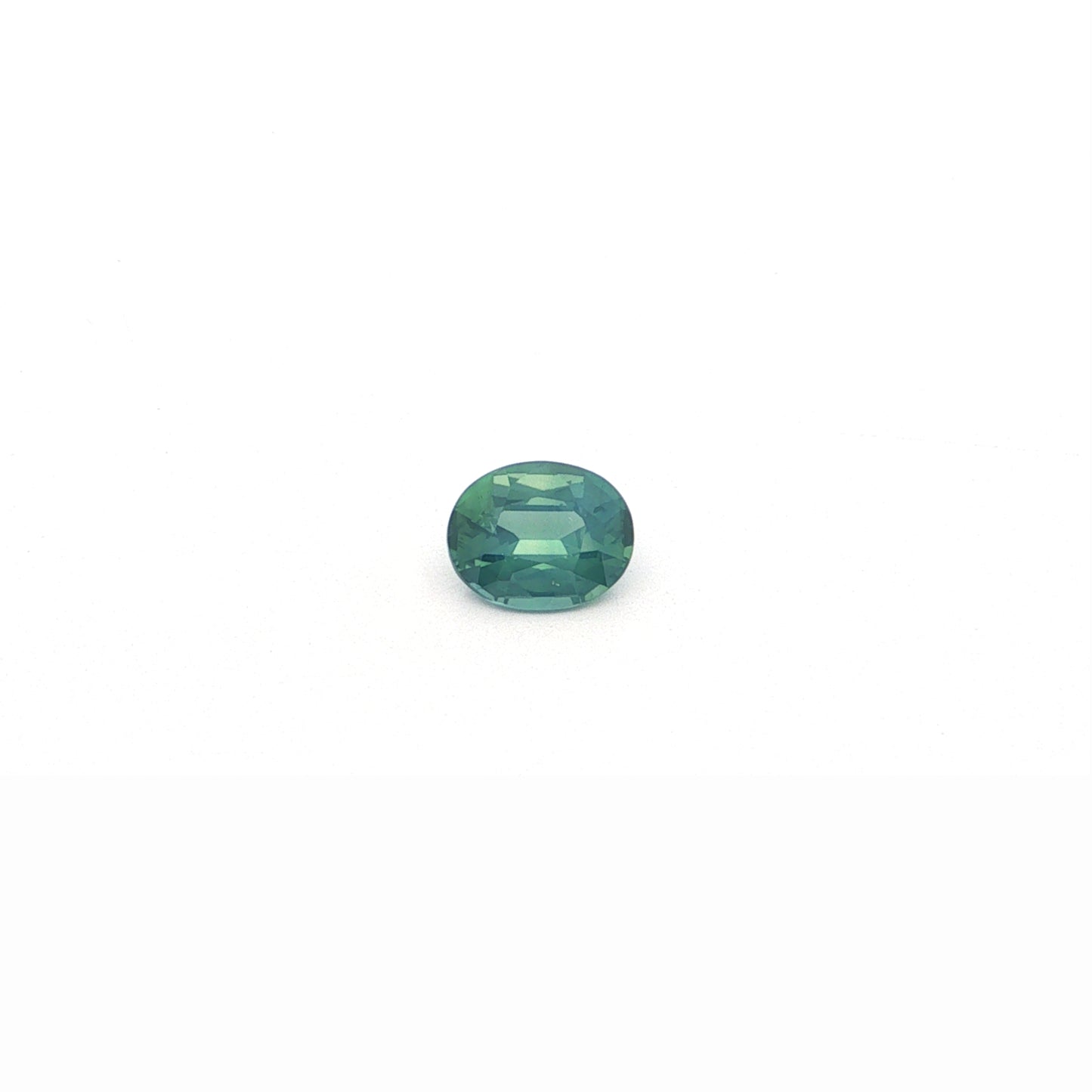 Opalescent Green Sapphire Oval 2.22ct (H) 8.6x6.9mm 850pct