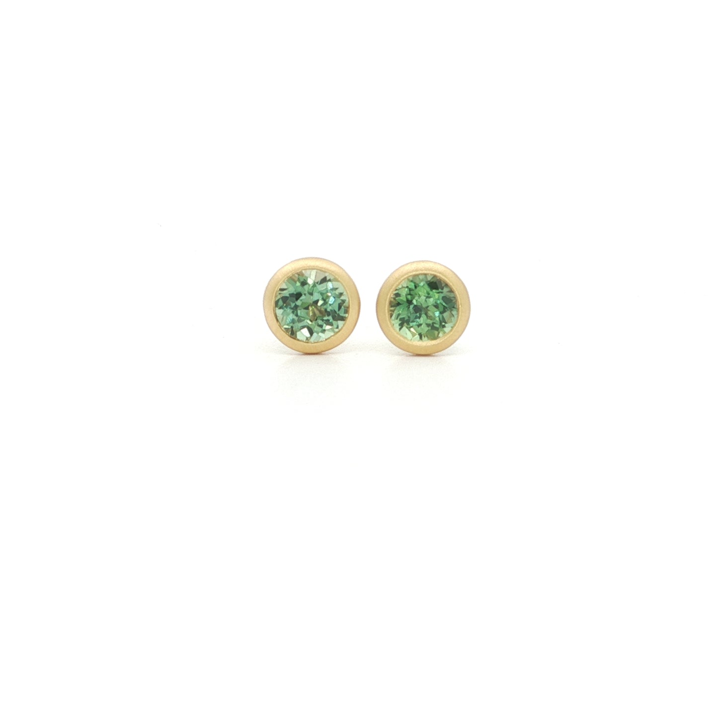 Green Sapphire Round Bezel Earring 0.91ct 18K Yellow Gold
