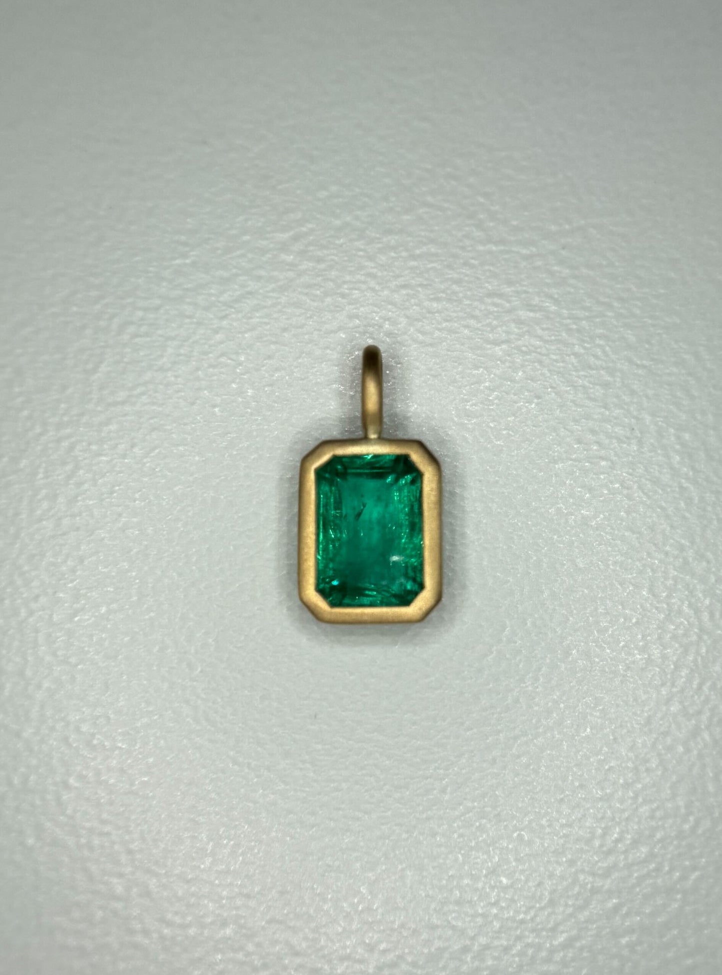 EM EC BZL PD 1.53CT 18KY KC92750