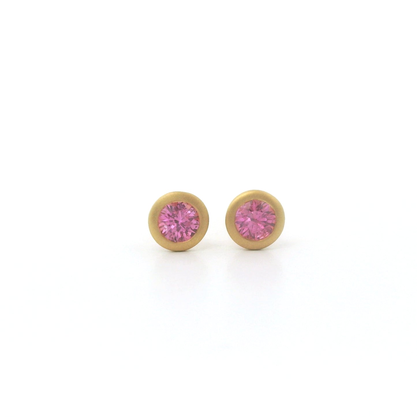 Pink Sapphire Round Bezel Earring 0.40ct 18K Yellow Gold