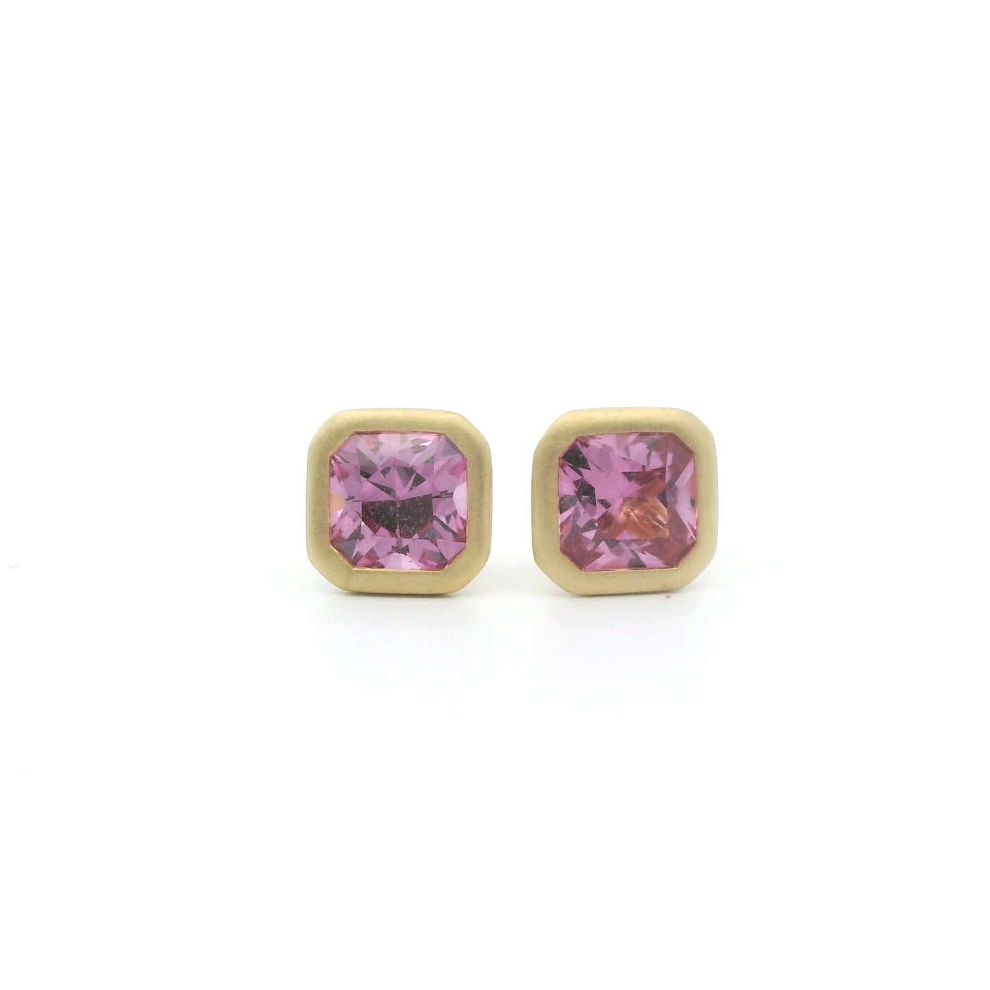 Pink Sapphire Radiant Bezel Earring 1.33ct 18K Yellow Gold