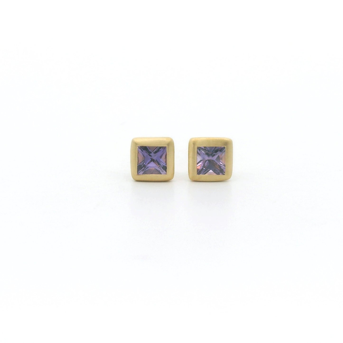 Purple Sapphire Asscher Bezel Earring 0.34ct 18K Yellow Gold