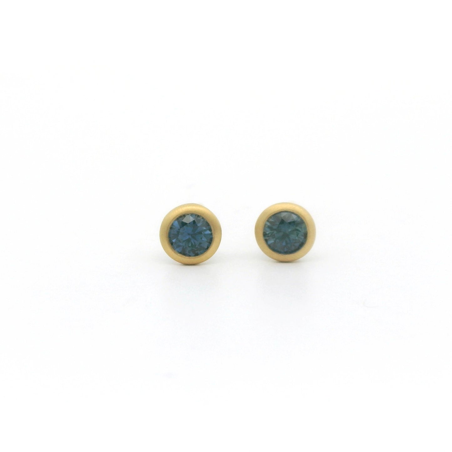 Teal Sapphire Round Bezel Earring 0.40ct 18K Yellow Gold