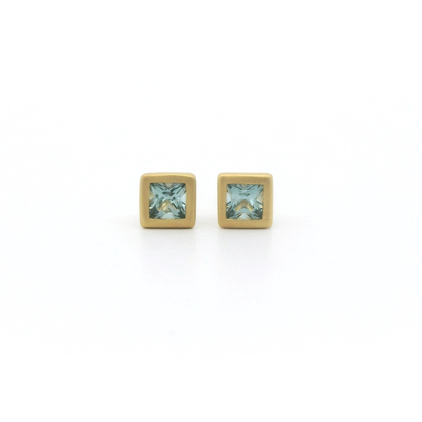 Green Sapphire Asscher Bezel Earring 0.33ct 18K Yellow Gold