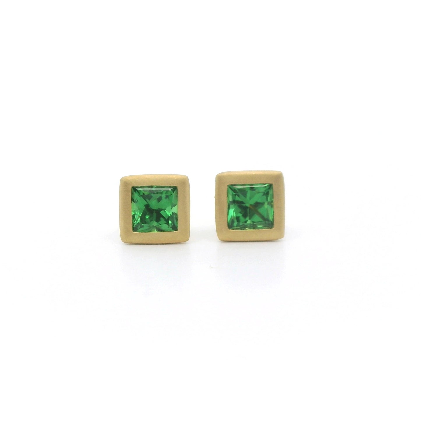 Tsavorite Garnet Radiant Bezel Earring 0.75ct 18K Yellow Gold