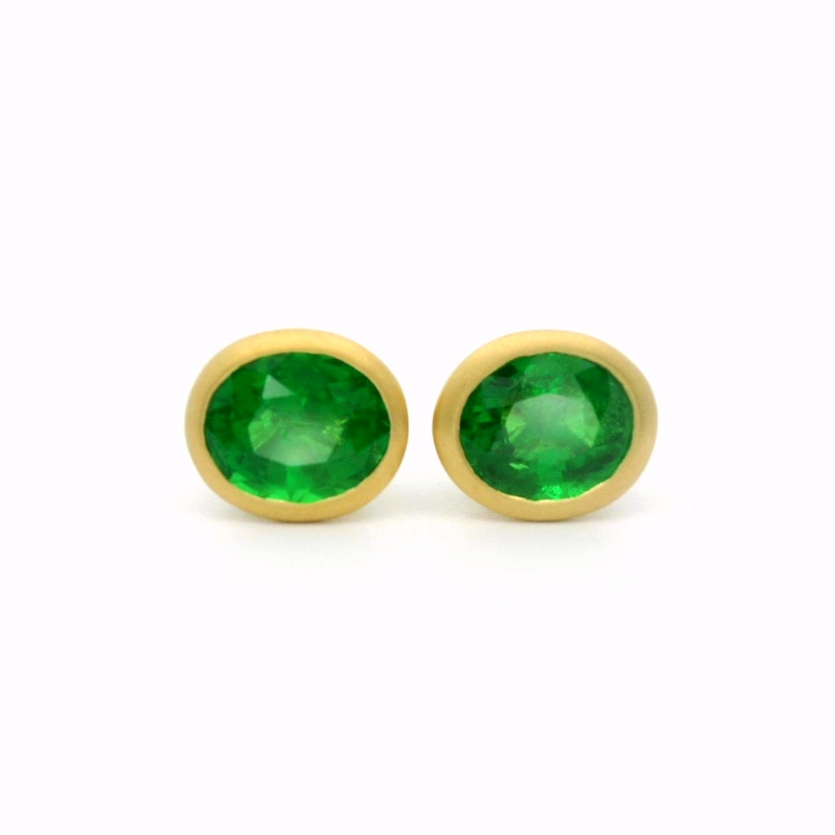 Tsavorite Garnet Oval Bezel Earring 1.31ct 18K Yellow Gold