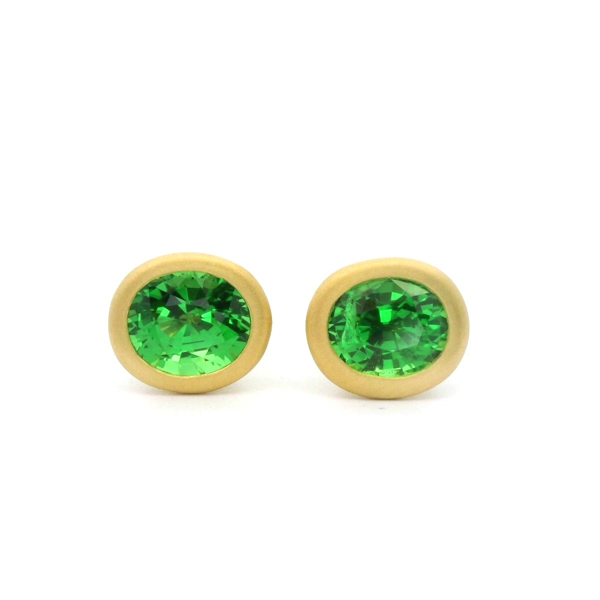 Tsavorite Garnet Oval Bezel Earring 1.62ct 18K Yellow Gold