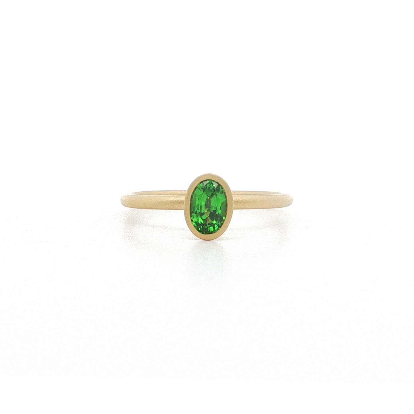 Tsavorite Garnet Oval Yumdrop Ring 0.60ct 18K Yellow Gold Size 7