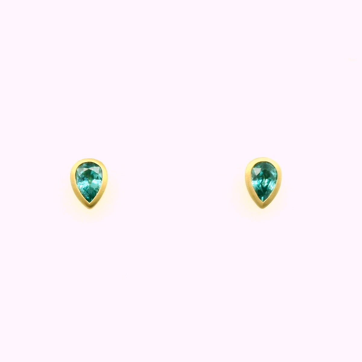 Blue Zircon Pear Shape Bezel Earring 1.18ct 18K Yellow Gold