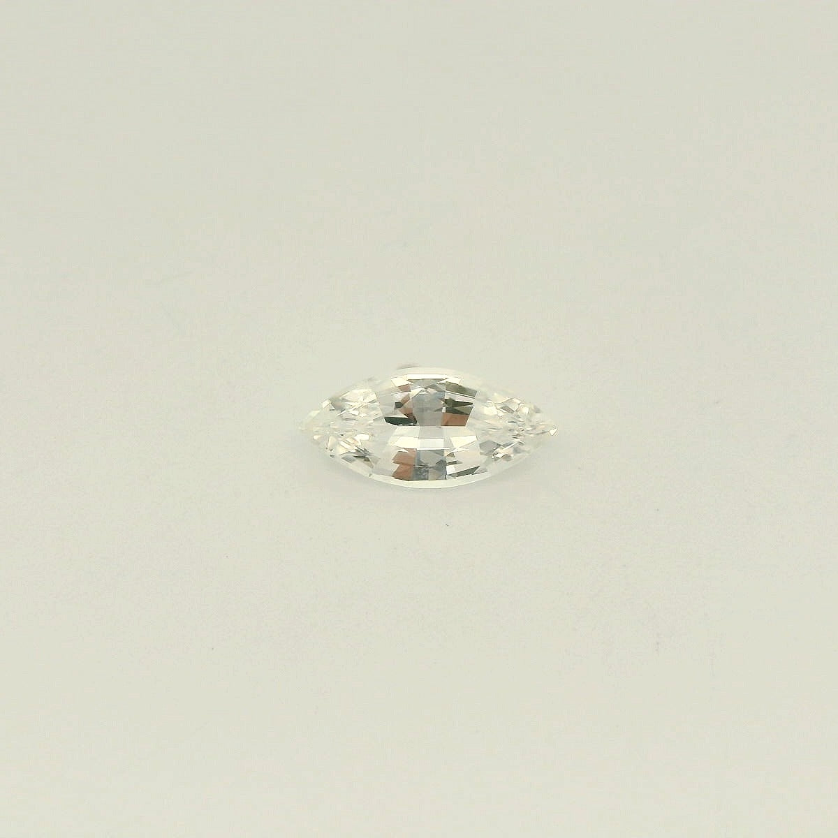 White Sapphire Marquise 2.03ct (H) 12.5x5.8mm 500pct