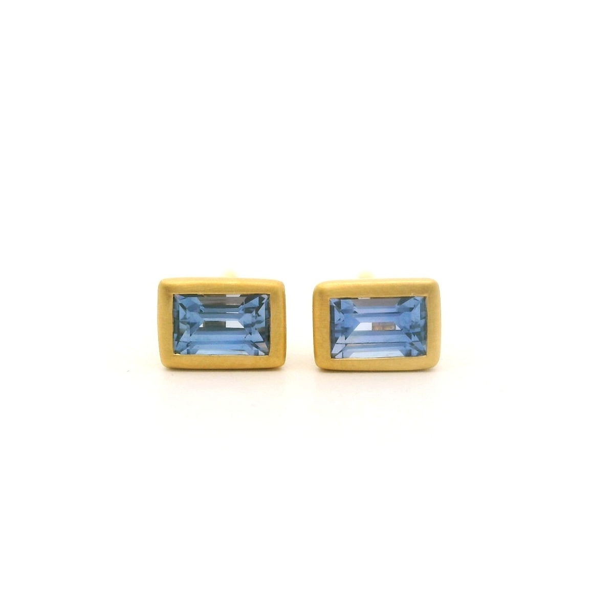 Blue Sapphire Baguette Bezel Earring 0.65ct 18K Yellow Gold