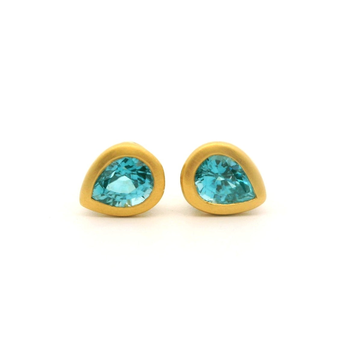 Blue Zircon Pear Shape Bezel Earring 1.12ct 18K Yellow Gold