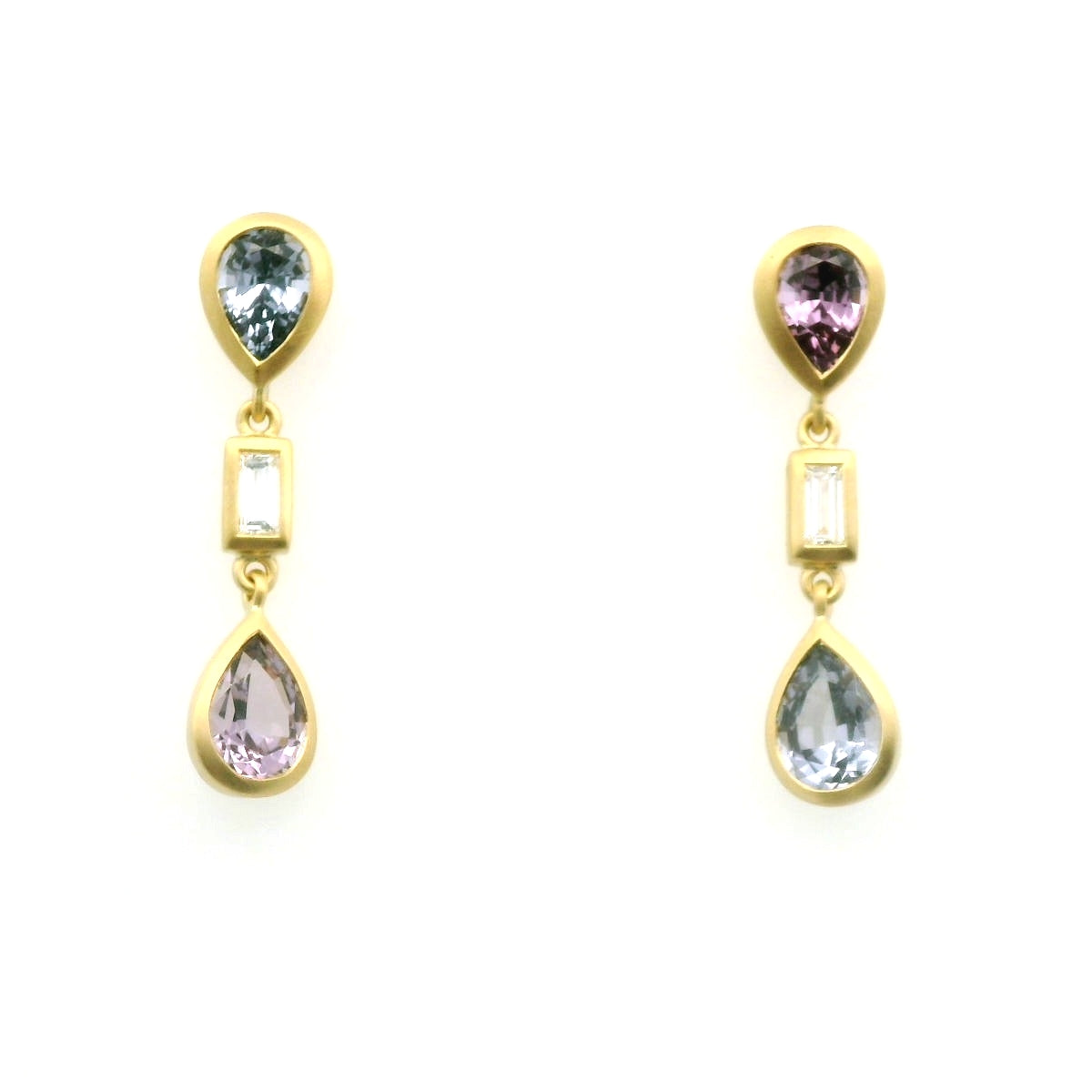 Spinel/Diamond Pear Shape Bezel Earring 2.64/0.20ct 18K Yellow Gold