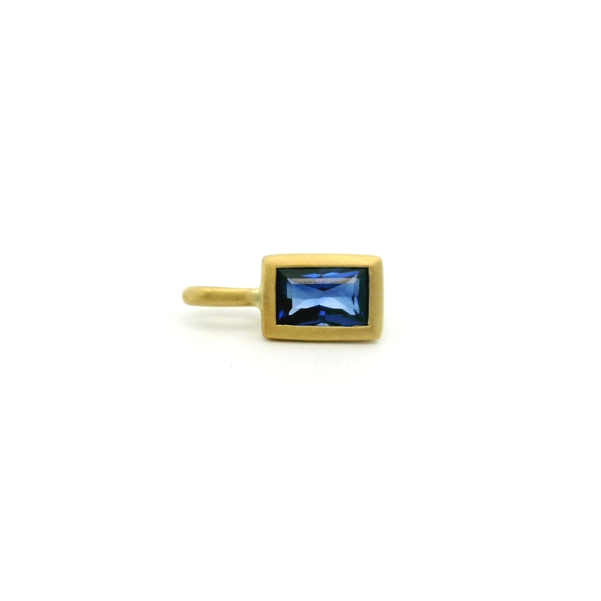 Blue Sapphire Radiant Bezel Pendant 0.50ct 18K Yellow Gold