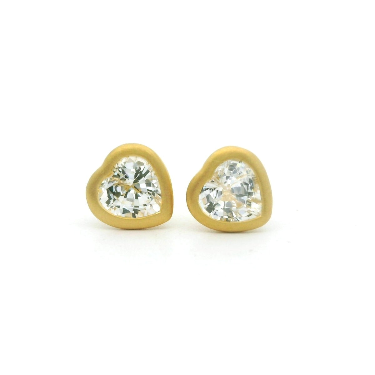 White Sapphire Heart Bezel Earring 1.18ct 18K Yellow Gold