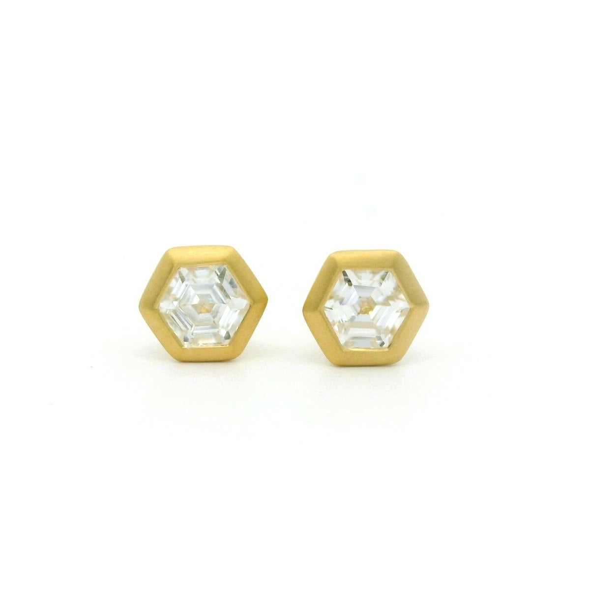 White Zircon Hexagon Bezel Earring 0.97ct 18K Yellow Gold