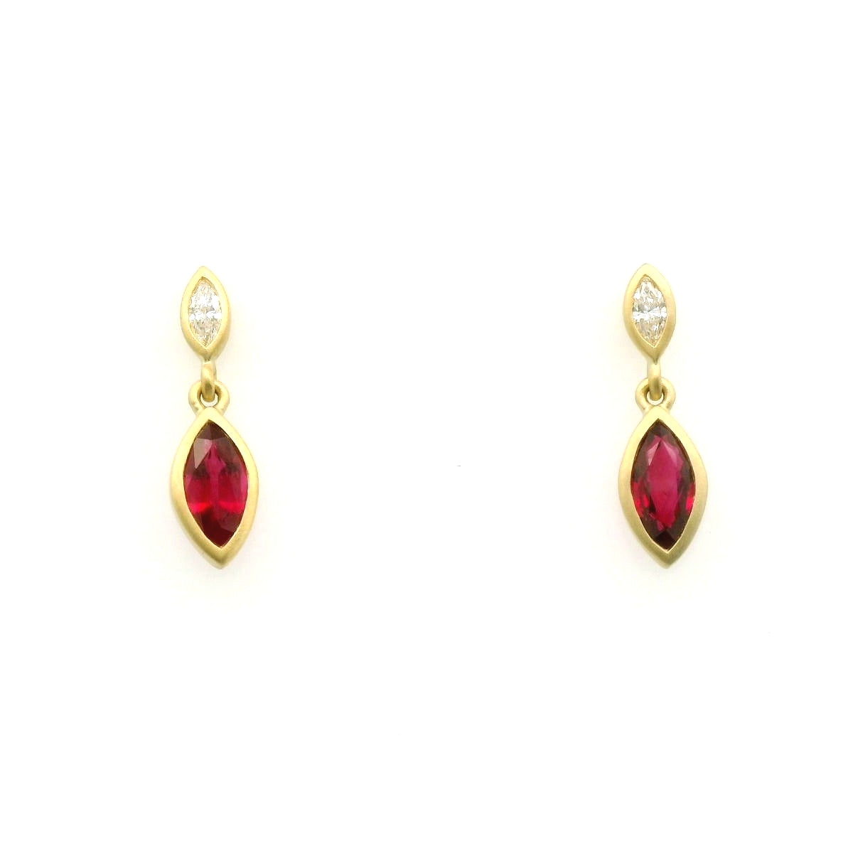Ruby/Diamond Pear Shape Bezel Earring 1.07/0.12ct 18K Yellow Gold