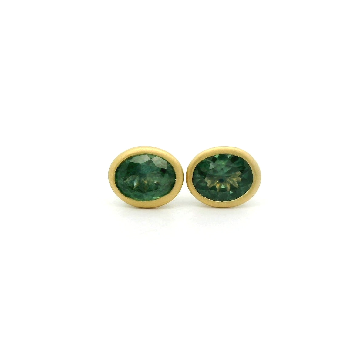 MTS OV BZL ER 0.90CT 18KY KC9450