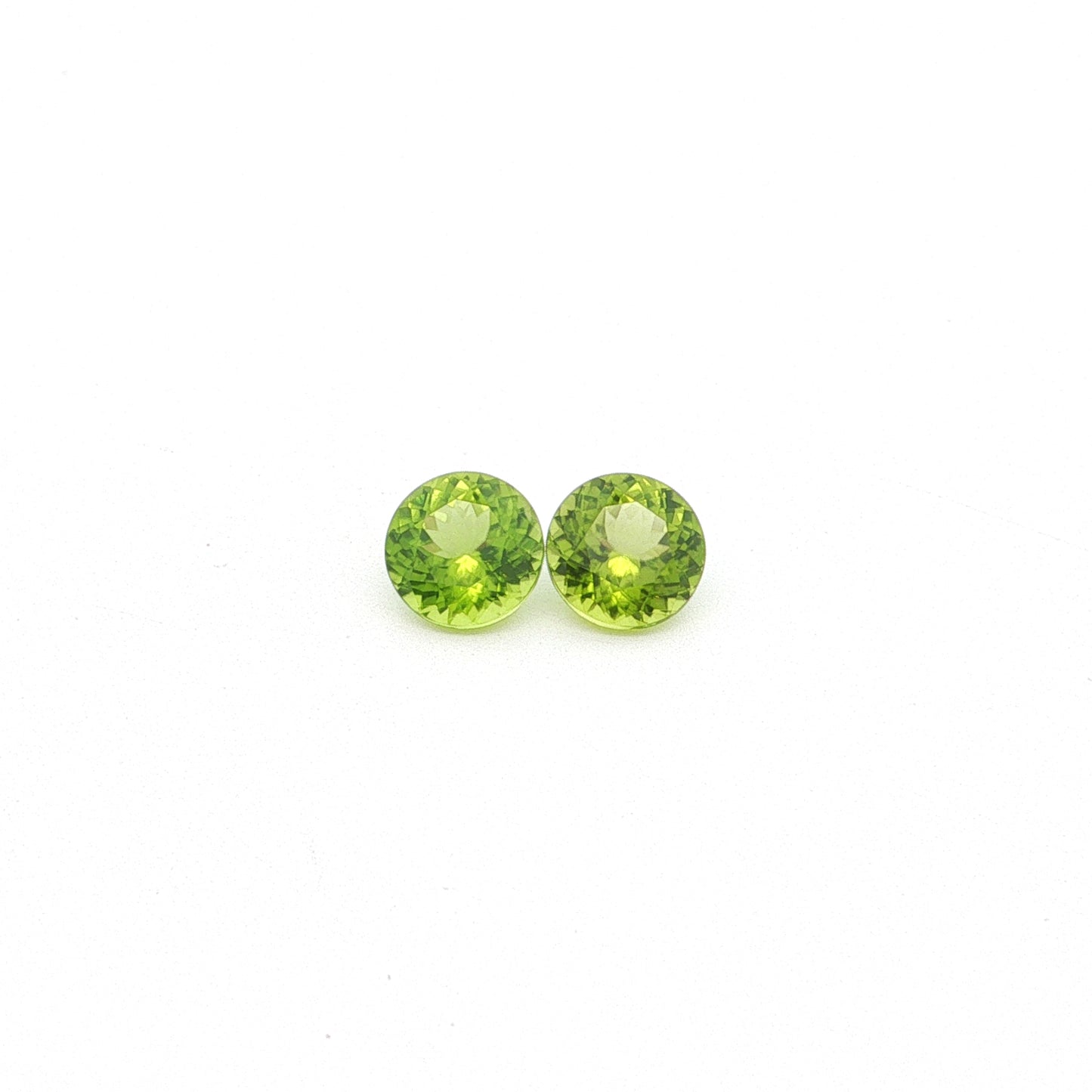 Peridot Round Match Pair 2.87ct (N) 7mm 45pct