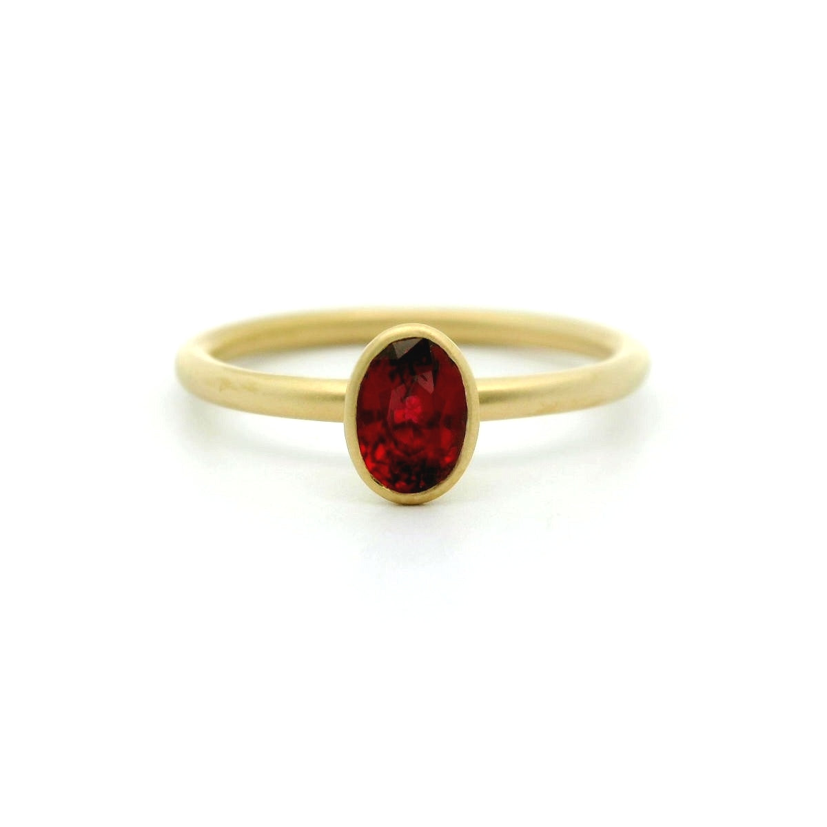 Red Spinel Oval Yumdrop Ring 0.59ct 18K Yellow Gold Size 6.5