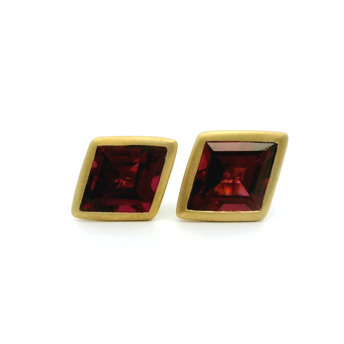 Rhodolite Garnet Kite Bezel Earring 3.28ct K9850 18K Yellow Gold