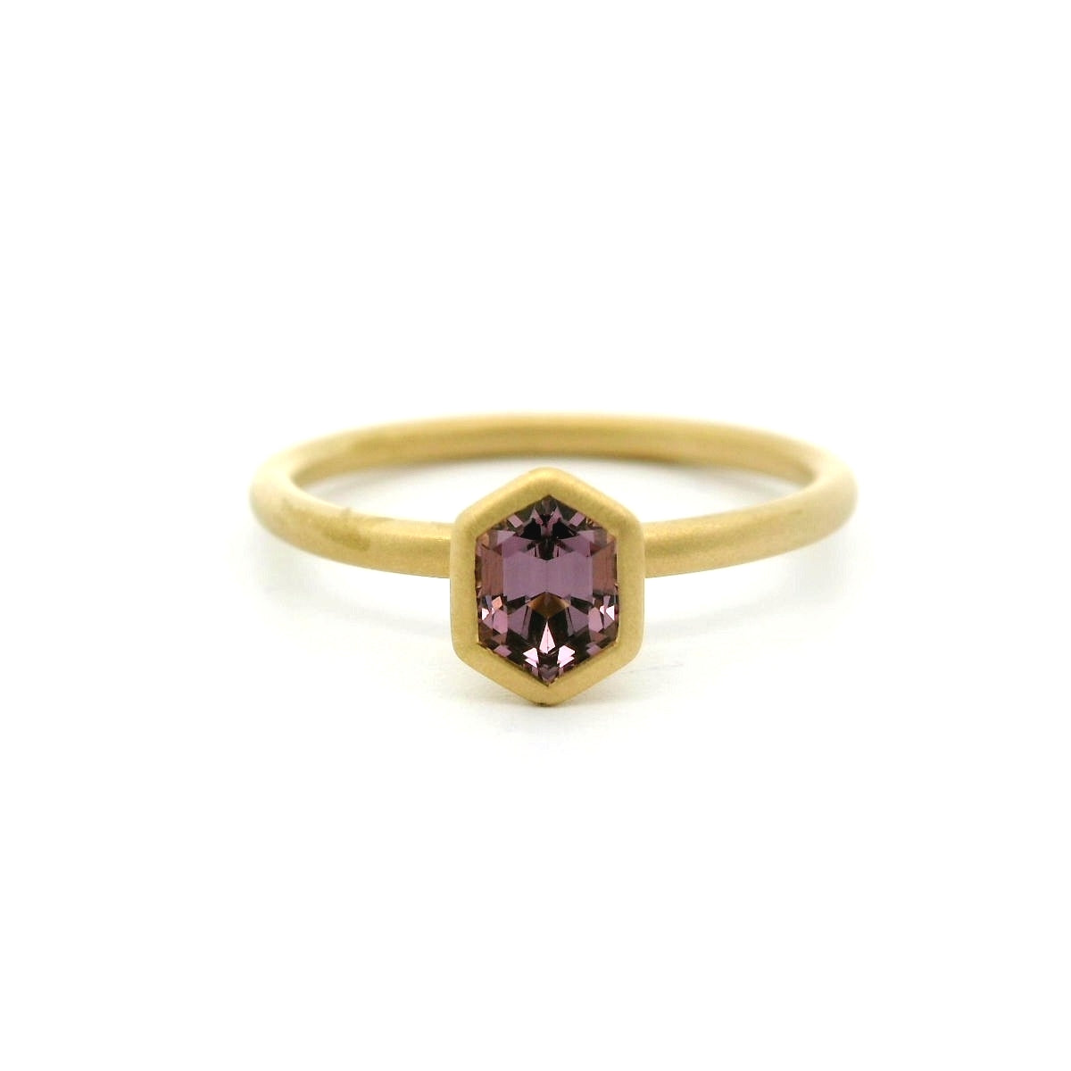 Spinel Hexagon Yumdrop Ring 0.55ct 18K Yellow Gold Size 6.5