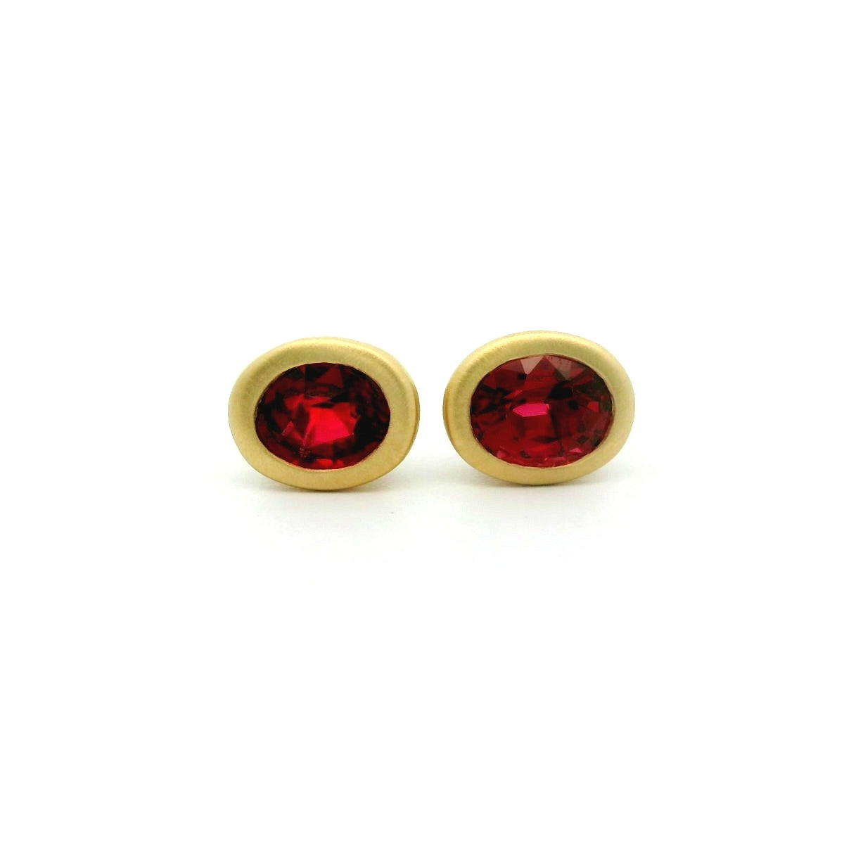 Red Spinel Oval Bezel Earring 1ct 18K Yellow Gold