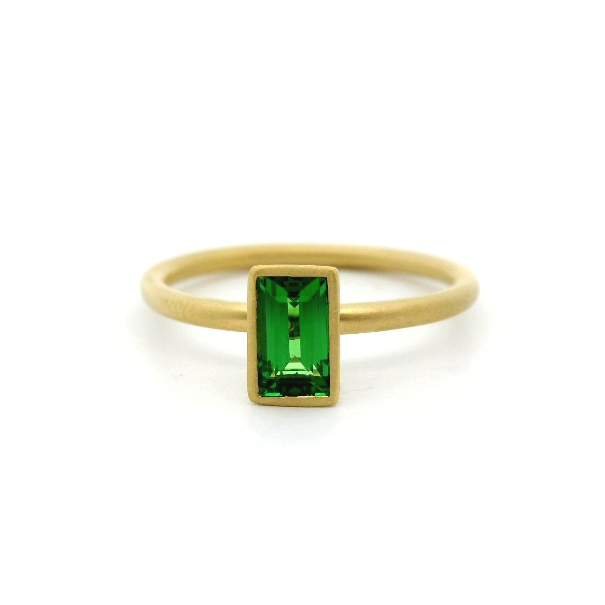 Tsavorite Garnet Baguette Yumdrop Ring 0.60ct 18K Yellow Gold Size 6.5