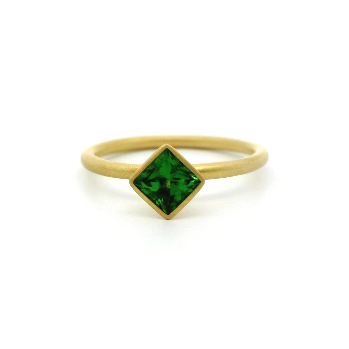 Tsavorite Garnet Princess Cut Yumdrop Ring 0.51ct 18K Yellow Gold Size 6.5