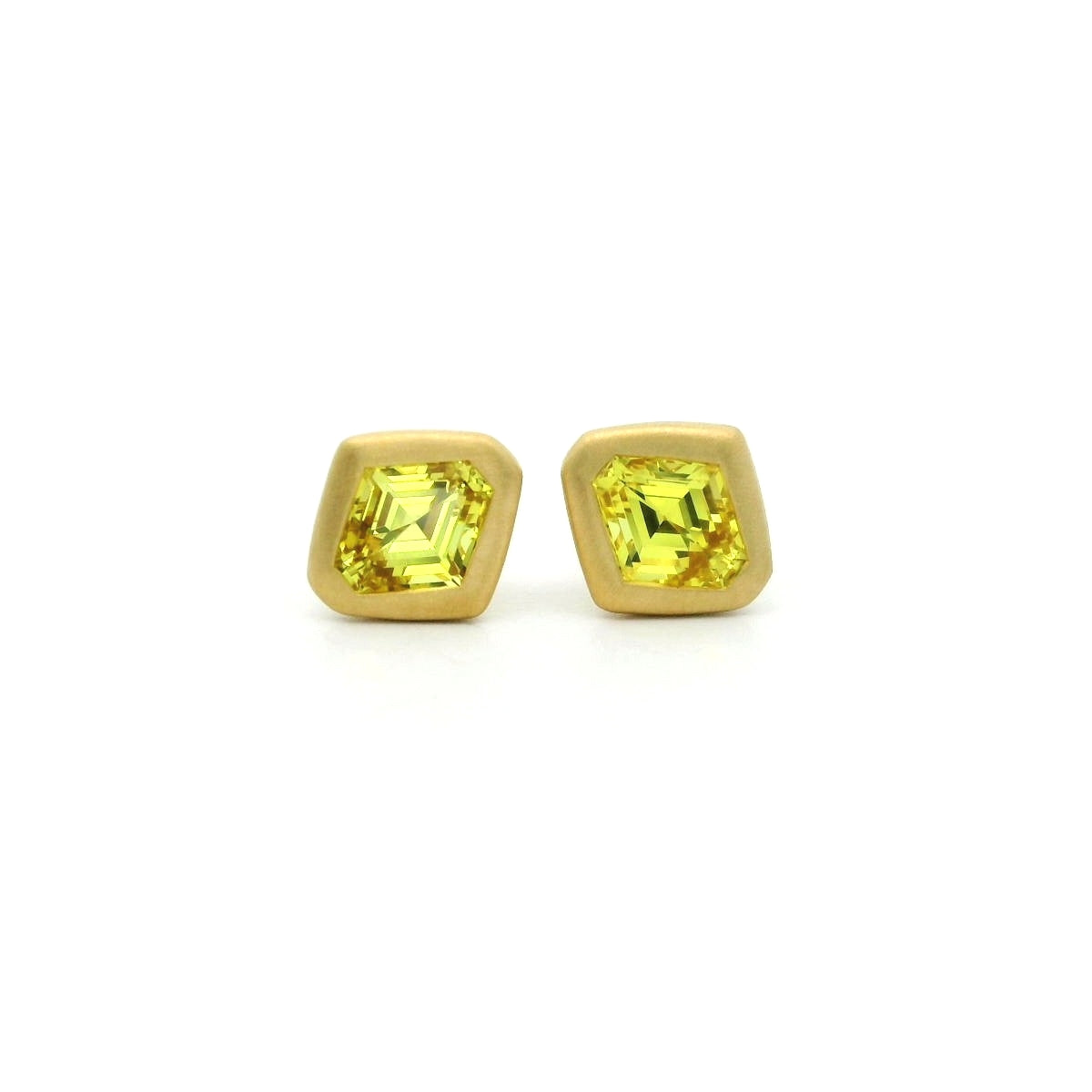 YSA FC BZL ER 0.70CT 18KY KC9530