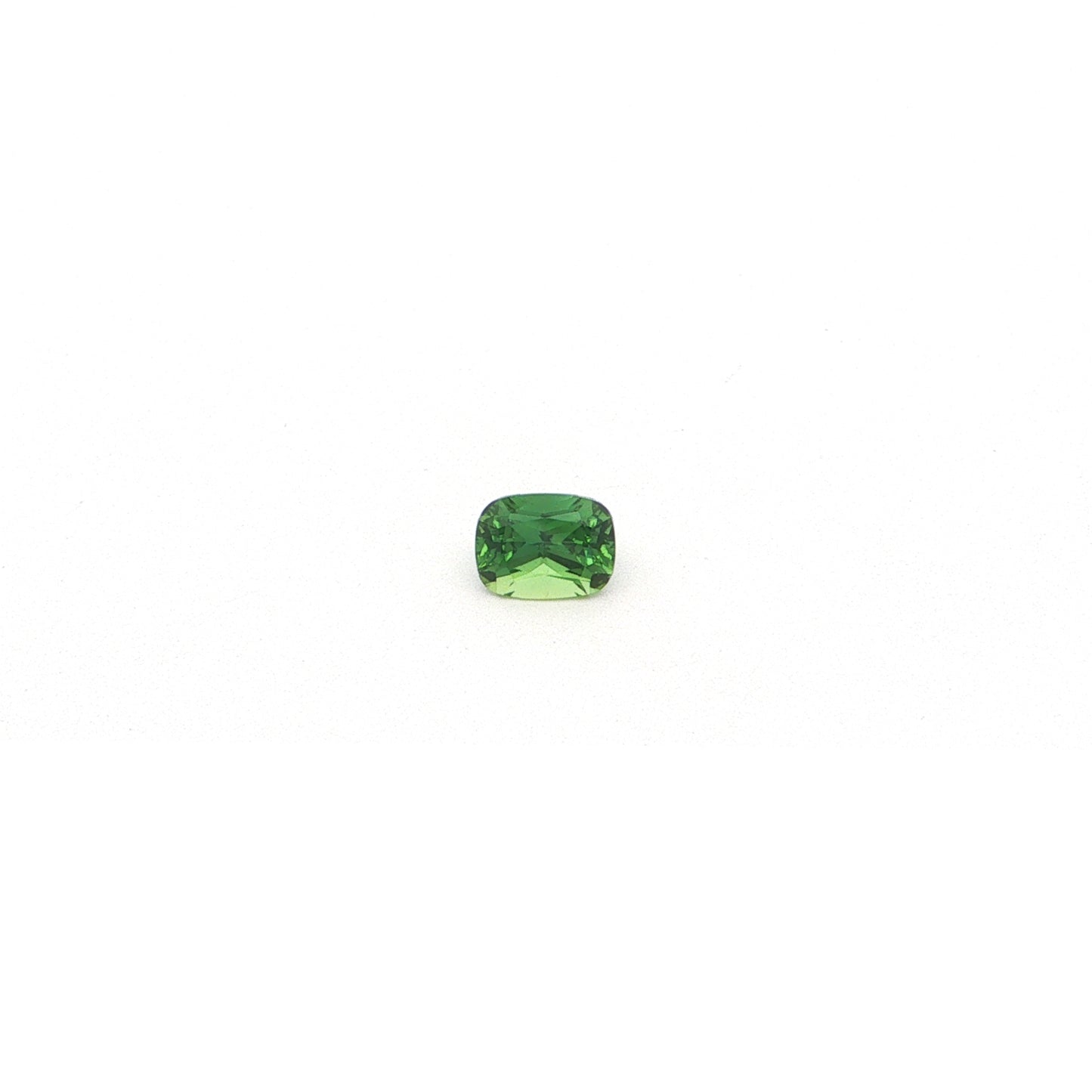 Kenyan Green Sapphire Cushion AGTL Certified 1.01ct (H) 6.32x4.74mm 570pct