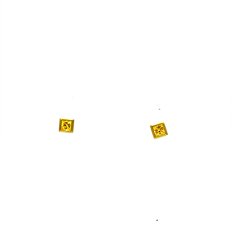 YSAPPH SQ 18KY .42CT