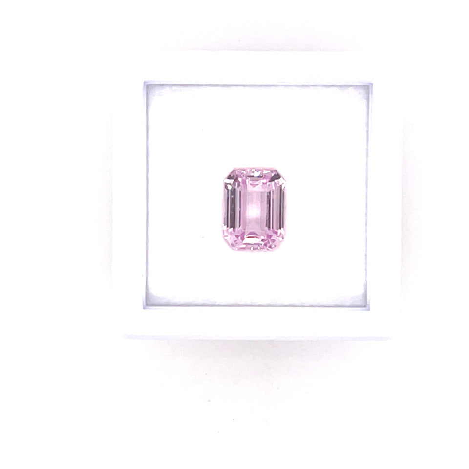 PNK SA EC
2.23CT
KC9900