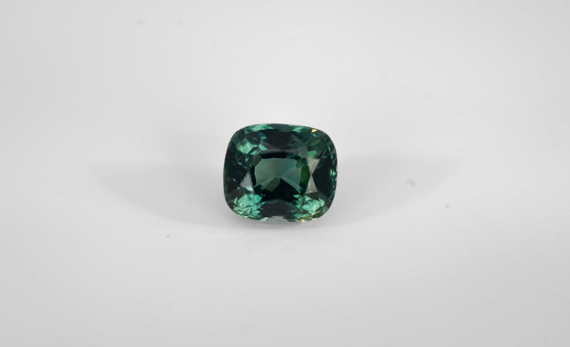 MAD TEAL SA CU 1.51CT 6.5X5.7MM KC9600