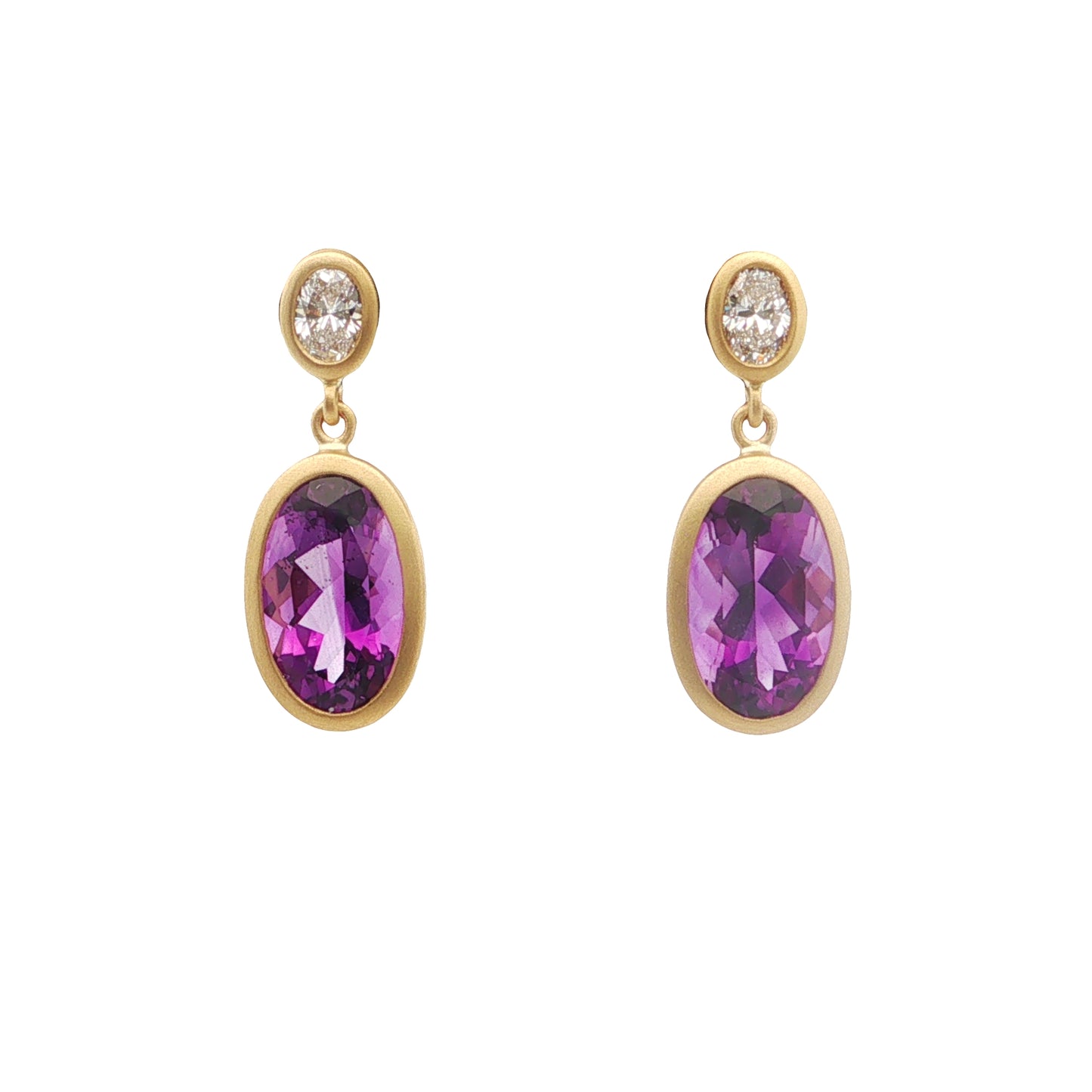 Amethyst/Diamond Oval Bezel Earring 3.09/0.30ct 18K Yellow Gold