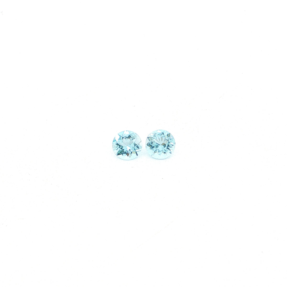Madagascar Aquamarine Round Matched Pair 0.74ct (N) 5mm